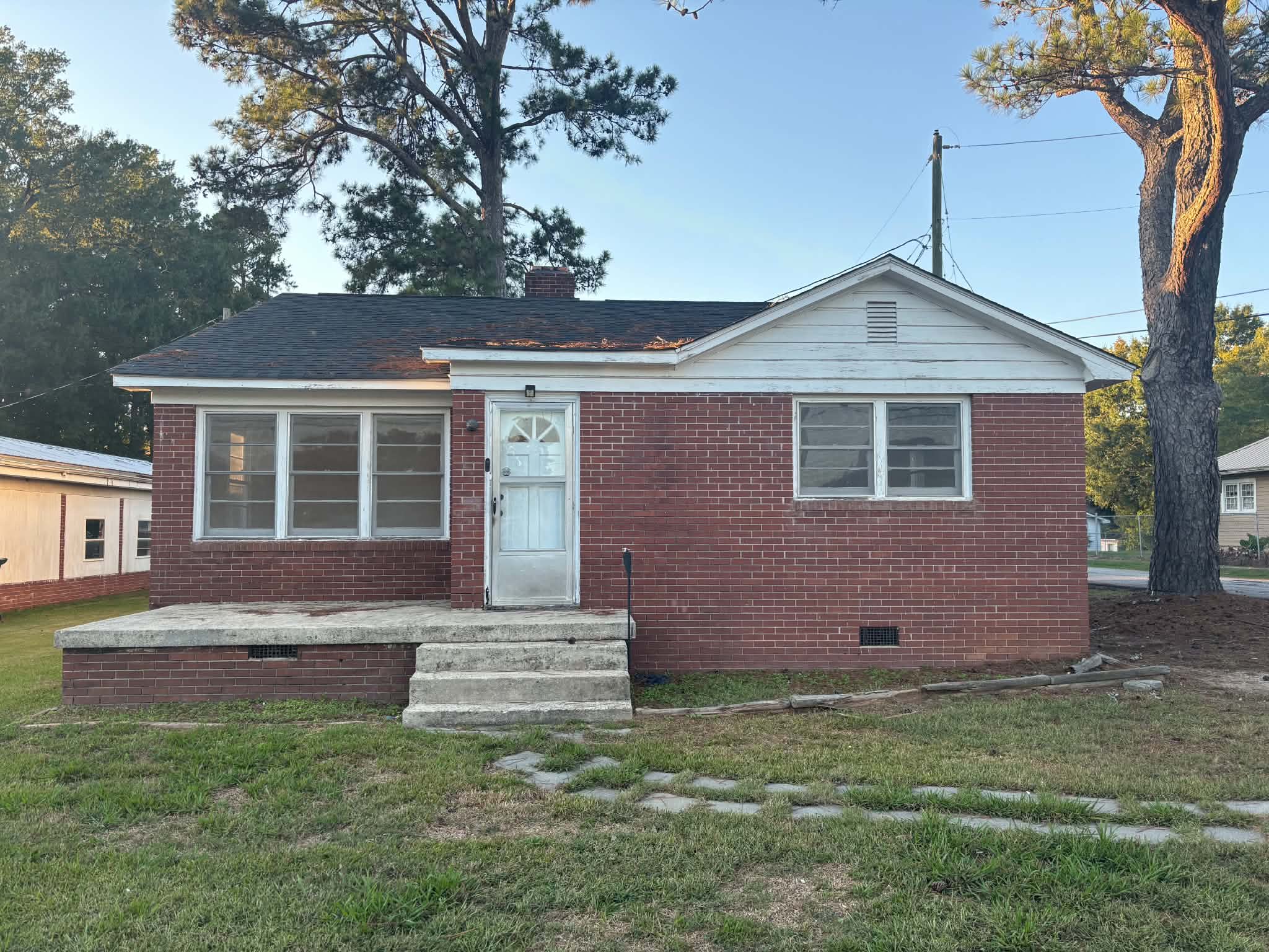 607 Durst Avenue East